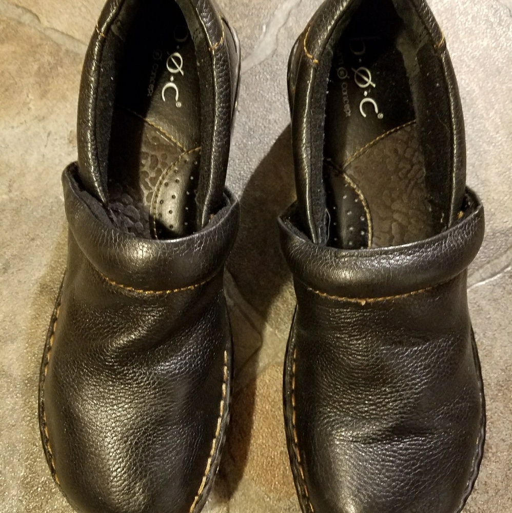 🌟SOLD🌟 Women's BOC Size 7 black shoes